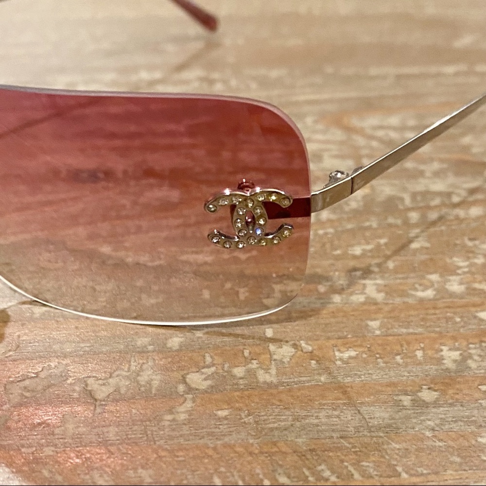 RARE CHANEL Rimless Sunglasses 4017 D Pink Purple Rhinestone Rate A- - Picture 12 of 16